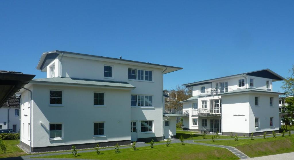Strandhotel Villa Louisa & Appartementhaeuser Villa Josephine Und Villa Christine Juliusruh Exterior foto